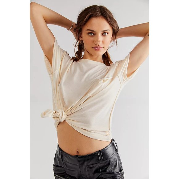 Free People NWT Vella Tee in White Swan Size Medium Relaxed Fit-Slouchy - Picture 1 of 13